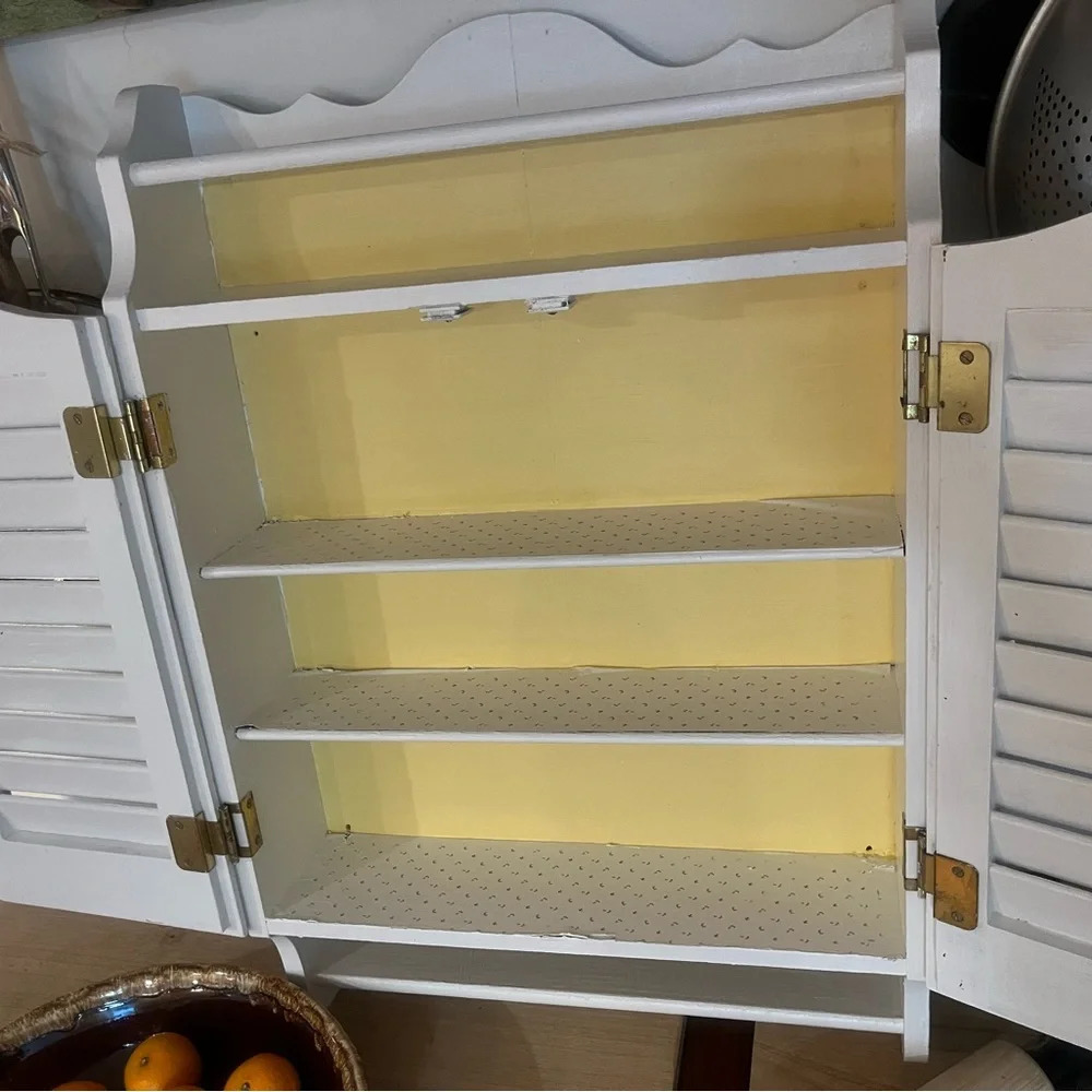 Vintage Wall Mount Spice Rack w Brass Hardware - Picture 5 of 15